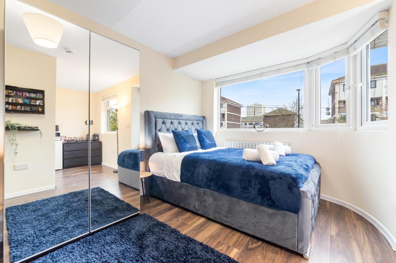 Twickenham Homes Айслворт Екстер'єр фото