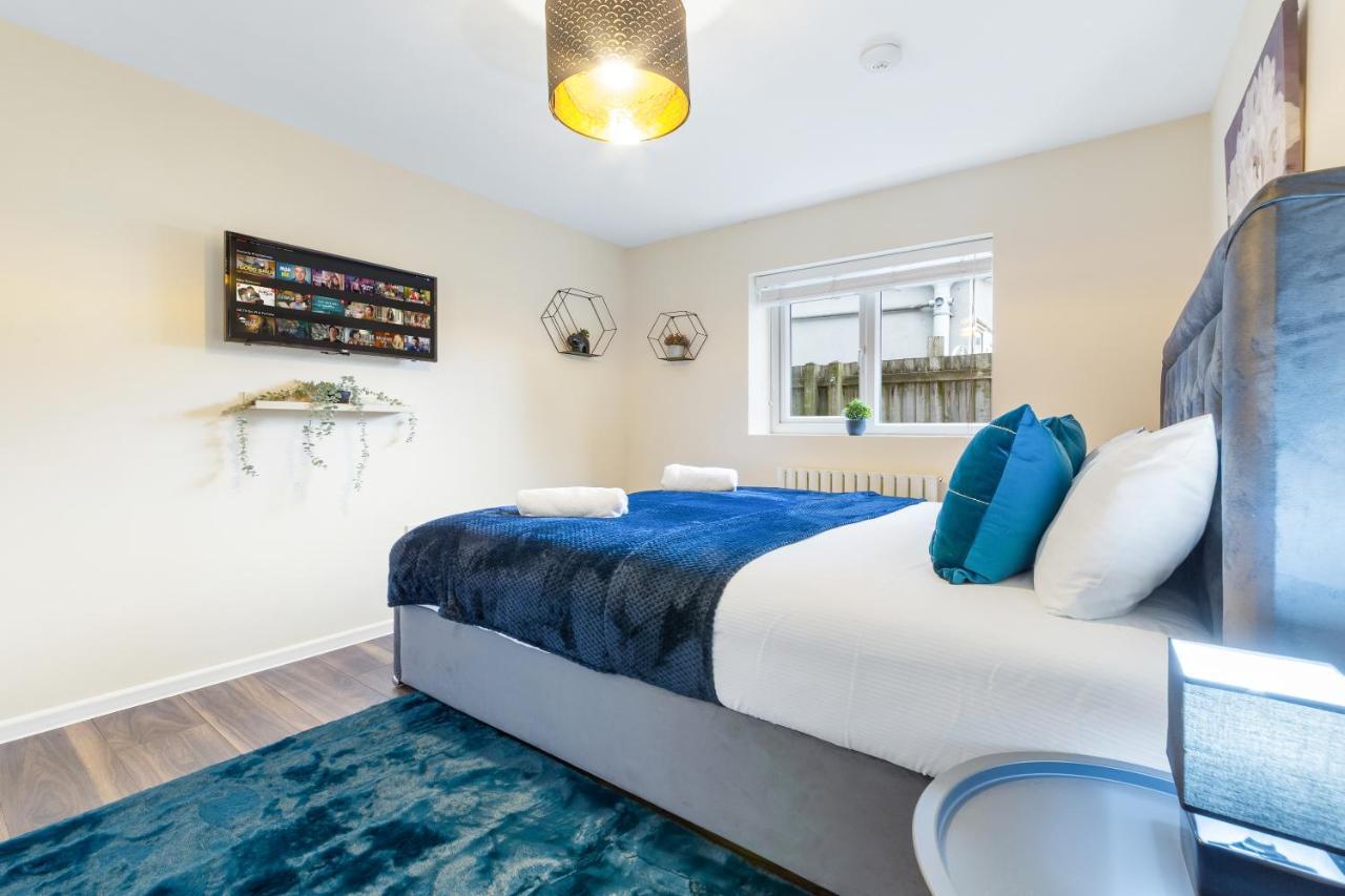 Twickenham Homes Айслворт Екстер'єр фото