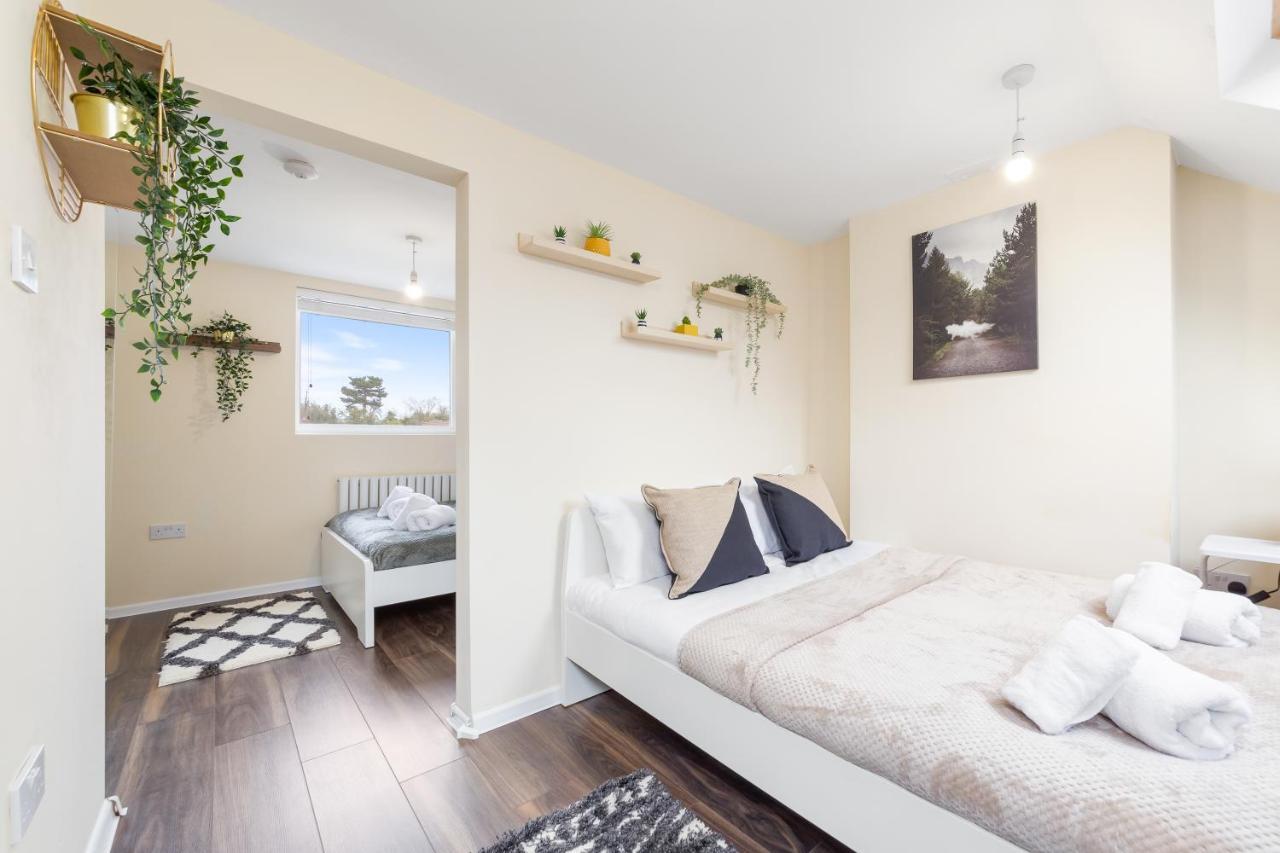 Twickenham Homes Айслворт Екстер'єр фото